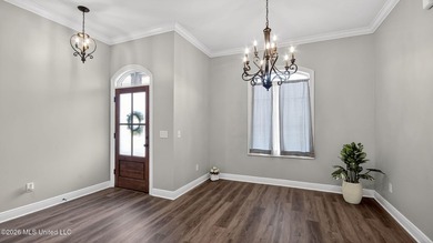 Seller is offering $5000 in buyer closing costs! Like-New Home - photo 8