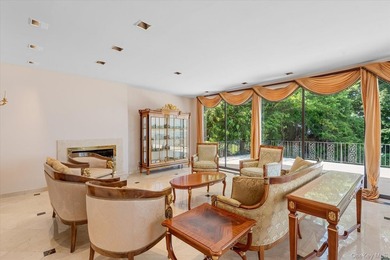 Welcome to an extraordinary opportunity to own a magnificent - photo 11