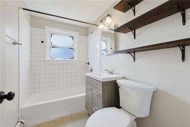 Charming 3-bedroom, 1-bath ranch offering comfortable - photo 17