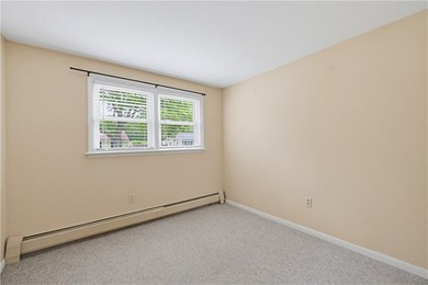 Charming 3-bedroom, 1-bath ranch offering comfortable - photo 18