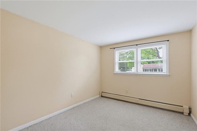 Charming 3-bedroom, 1-bath ranch offering comfortable - photo 19