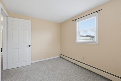 Charming 3-bedroom, 1-bath ranch offering comfortable - photo 22