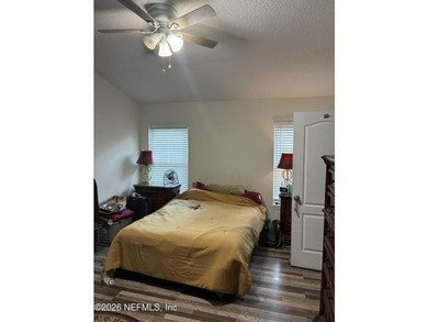 Welcome to this spacious 3-bedroom, 2.5-bath townhome offering 1 - photo 10