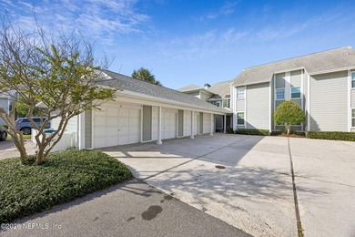 RARE OPPORTUNITY--located in the highly desired Old Ponte Vedra - photo 2