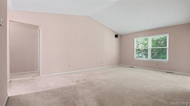 Comfortable living, Northville style. Nestled in Northridge - photo 8