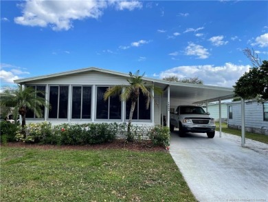(private lake, pond, creek) Home For Sale in Indiantown Florida