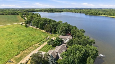 Wake up to breathtaking views of highly sought-after Long Lake! - photo 32