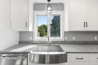 Wake up to breathtaking views of highly sought-after Long Lake! - photo 54