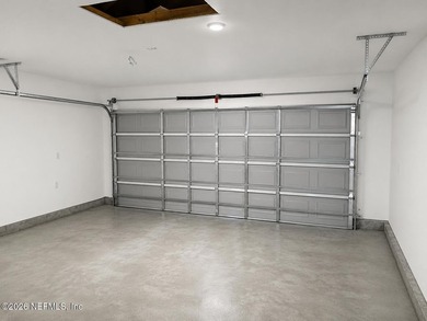 Welcome to this new construction home ready to be completed upon - photo 5