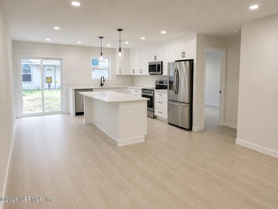 Welcome to this new construction home ready to be completed upon - photo 7