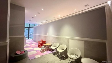 Designed by ODA New York, 251 1st Street offers precise layout - photo 21