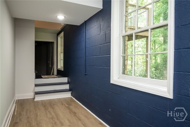 Adorable and fully remodeled ranch on a basement in the highly - photo 42