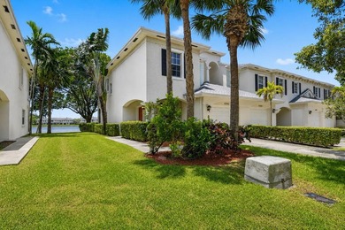 Welcome to this WATERFRONT END UNIT TOWNHOME in Emerald Lakes of - photo 5