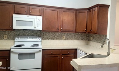 Location, Lifestyle, and Endless Potential! Bring your - photo 7