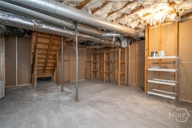Adorable and fully remodeled ranch on a basement in the highly - photo 48