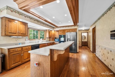 Tucked within the prestigious Royal Fox community, this - photo 9