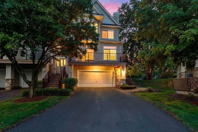 Wonderful end unit in a neighborhood adjacent to Eagle Valley - photo 1