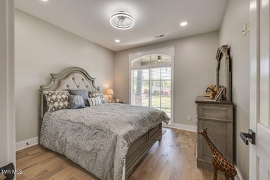 Luxury Living with Exceptional Craftsmanship. Welcome to this - photo 21