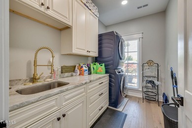 Luxury Living with Exceptional Craftsmanship. Welcome to this - photo 26
