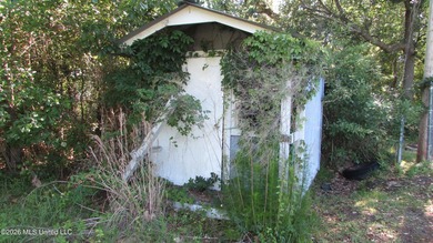 3 bdrm 3/4 bath, older home could use some TLC. Near Memorial - photo 10