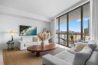 THIS IS A DREAM ! Magnificent Unit With Direct Ocean - photo 1