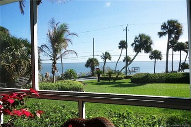First Class 1904 Intracoastal Residence with the character of a - photo 13