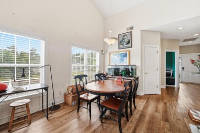 Welcome to this a well-maintained 3 bed/2bath upper-level condo - photo 14