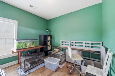 Welcome to this a well-maintained 3 bed/2bath upper-level condo - photo 16