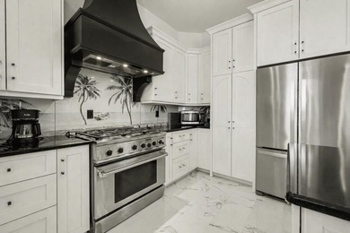 Welcome to 9737 Anchor Dr, a beautifully designed brick - photo 19