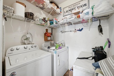 Welcome to this a well-maintained 3 bed/2bath upper-level condo - photo 21