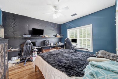 Welcome to this a well-maintained 3 bed/2bath upper-level condo - photo 22