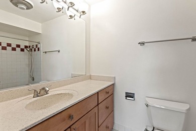 Bright and spacious 3rd-floor 2BR/2BA condo in the desirable - photo 22