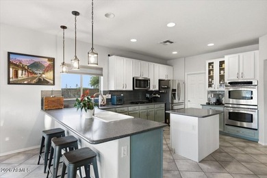 GREAT LOCATION + LARGE GOLF COURSE LOT! Situated on the 4th - photo 24