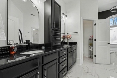 Welcome to 9737 Anchor Dr, a beautifully designed brick - photo 25
