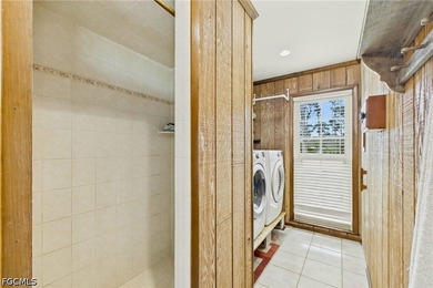 *** YOUR CABIN IN THE WOODS *** Discover one of Cape Coral's - photo 29