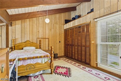 *** YOUR CABIN IN THE WOODS *** Discover one of Cape Coral's - photo 36
