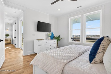 Welcome to 47 Grand View Drive in the exclusive gated community - photo 37