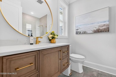 Welcome to 47 Grand View Drive in the exclusive gated community - photo 38