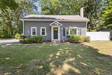Welcome to this well-maintained 3-bedroom, 1-bath home offering - photo 2