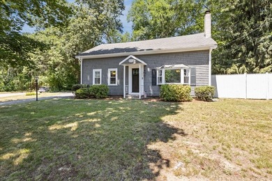 Welcome to this well-maintained 3-bedroom, 1-bath home offering - photo 3