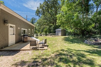 Welcome to this well-maintained 3-bedroom, 1-bath home offering - photo 5