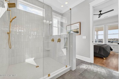 Welcome to 47 Grand View Drive in the exclusive gated community - photo 47
