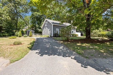 Welcome to this well-maintained 3-bedroom, 1-bath home offering - photo 8