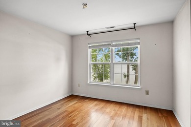 Beautiful 2-bedroom, 2.5-bath townhome located in a highly - photo 11