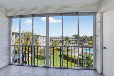 Enjoy relaxed South Florida living in this 1-bedroom, 1.5-bath - photo 3