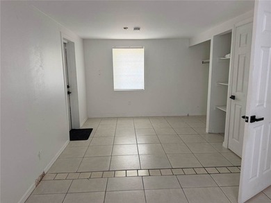 Under contract-accepting backup offers. Short Sale. Third Party - photo 17
