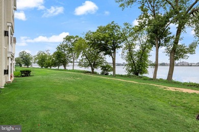 Beautiful 2-bedroom, 2.5-bath townhome located in a highly - photo 23