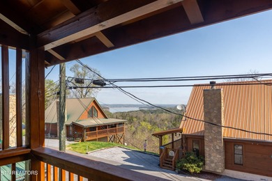 This charming 3-bedroom, 3-bathroom log cabin offers 1,310 sq ft - photo 29