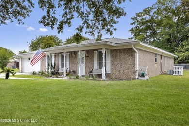 Golf Cart Living in Fort Bayou Estates - Solid Brick Home with - photo 2