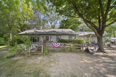 Pleasant Lake - Jackson County Home Sale Pending in Pleasant Lake Michigan